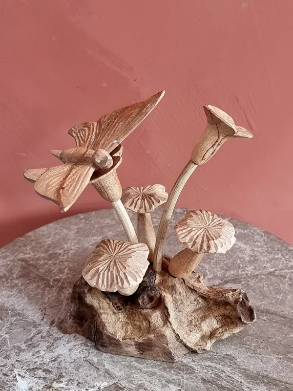 Houtsnijwerk vlinder