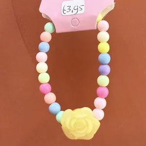 Armbandje Rosa
