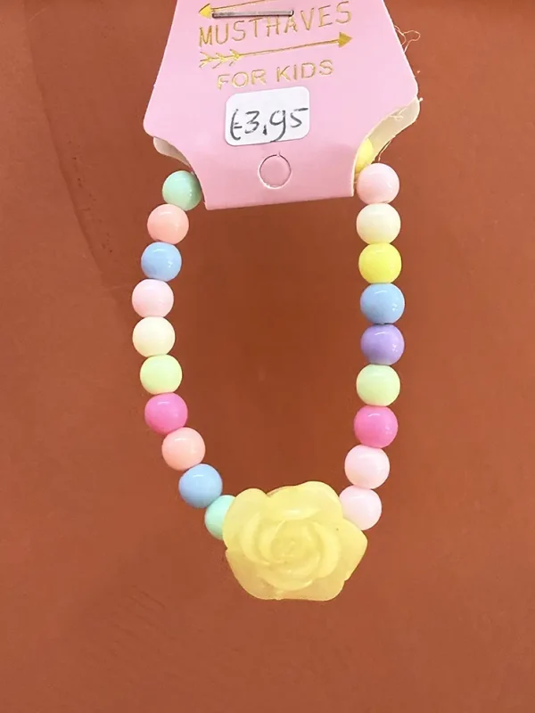 Armbandje Rosa